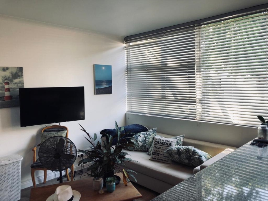 To Let 0 Bedroom Property for Rent in Sea Point Western Cape